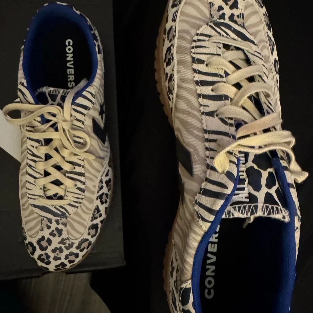 Converse Unisex Run Star Trainer Animals Print - Picture 4 of 11